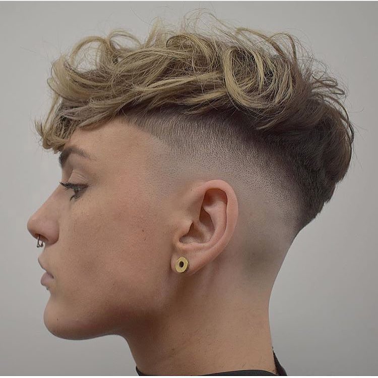 Short modern haircuts for men, cold men with a short hairstyle design Short modern haircuts for men, cold men with a short hairstyle design