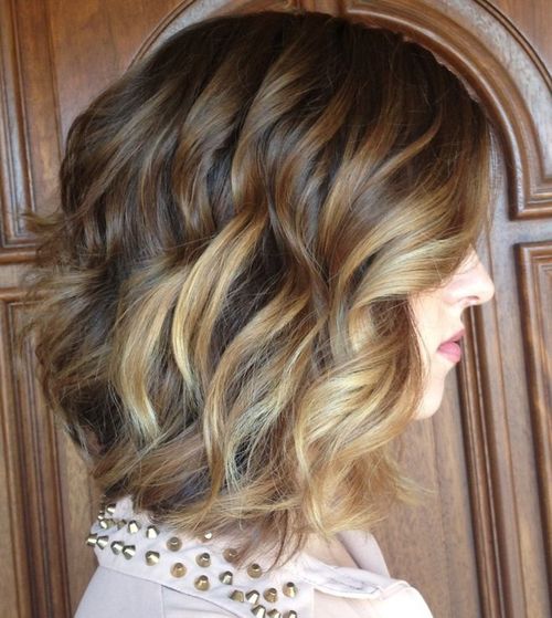 Froid curly hairstyle for thick hair
