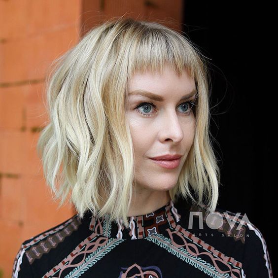 Hairstyles for women for explosions 