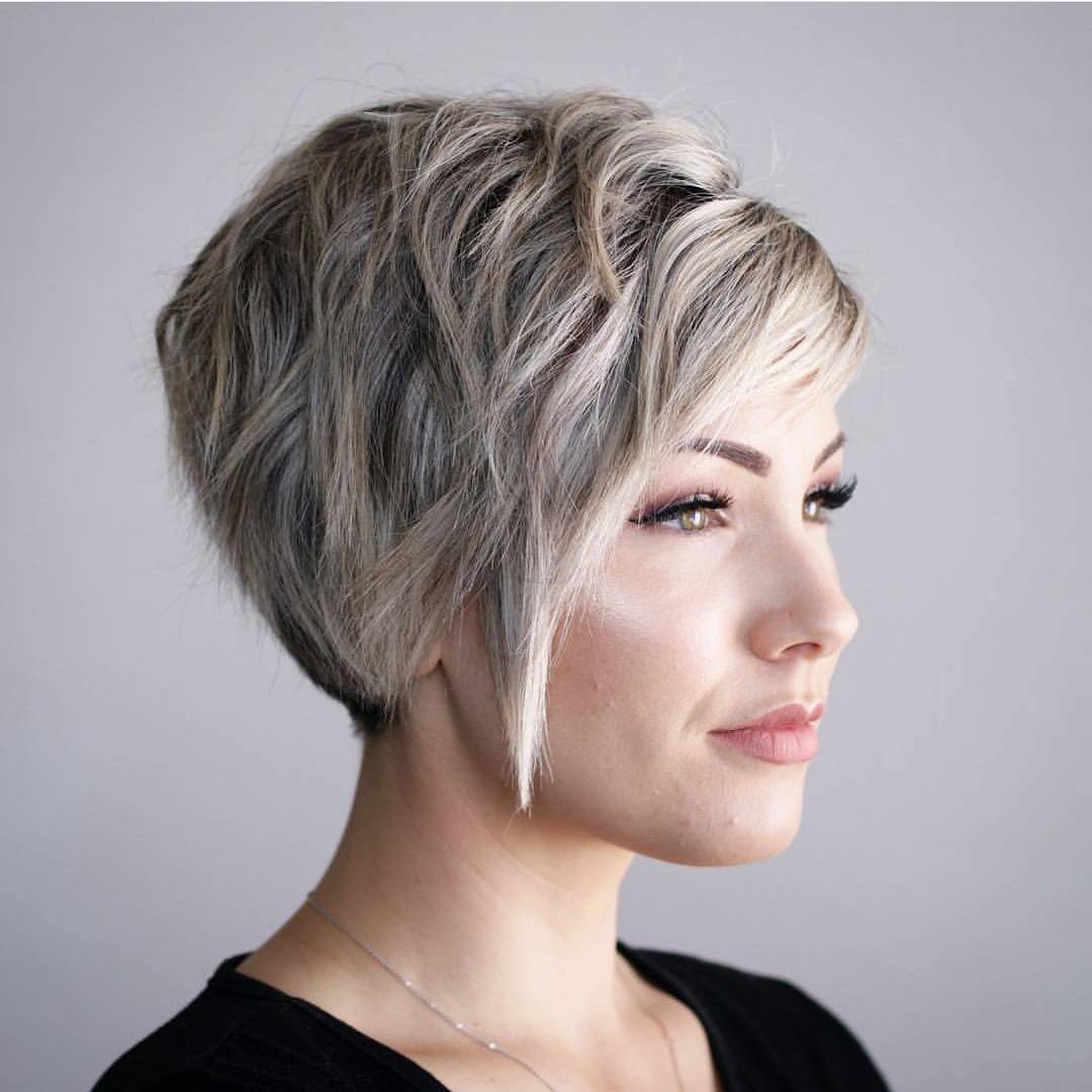 A short haircut for thick hair, short hairstyle trends A short haircut for thick hair, short hairstyle trends