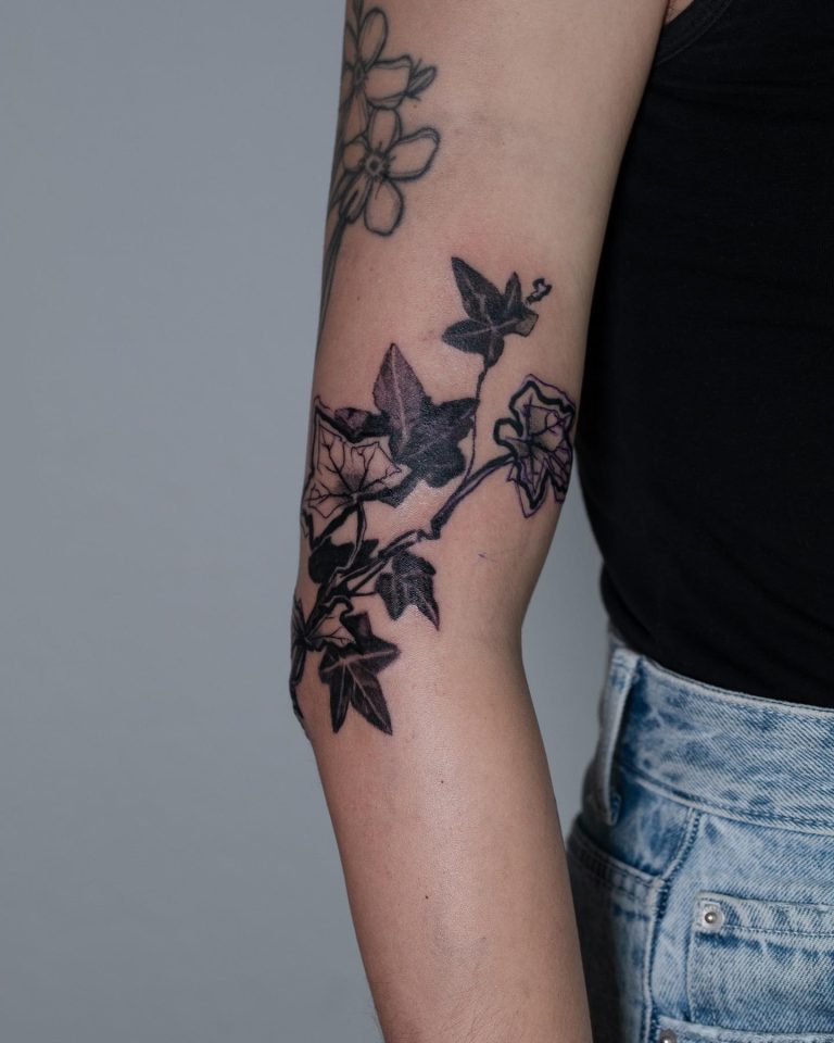 Ivy Tattoos: Symbols of Growth, Fidelity, and Eternal Connection