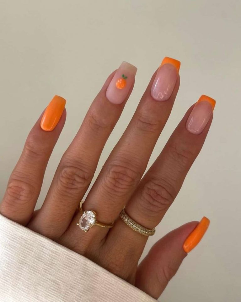 Get ready for vacation with these fun summer beach nail ideas for 2025: from simple to bright designs