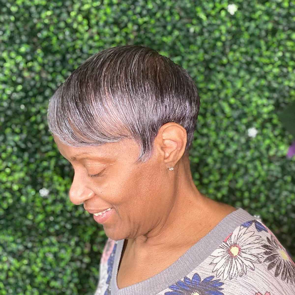 A chic pixie cut for salt and pepper hair
