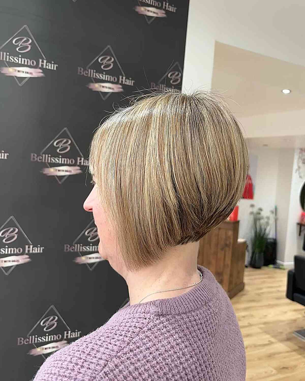 Elegant short length wedge style for 60 year old women with thick hair