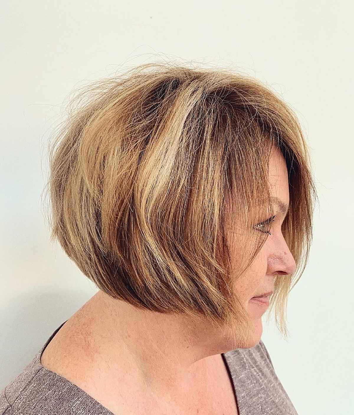 Short bob with velvety highlights