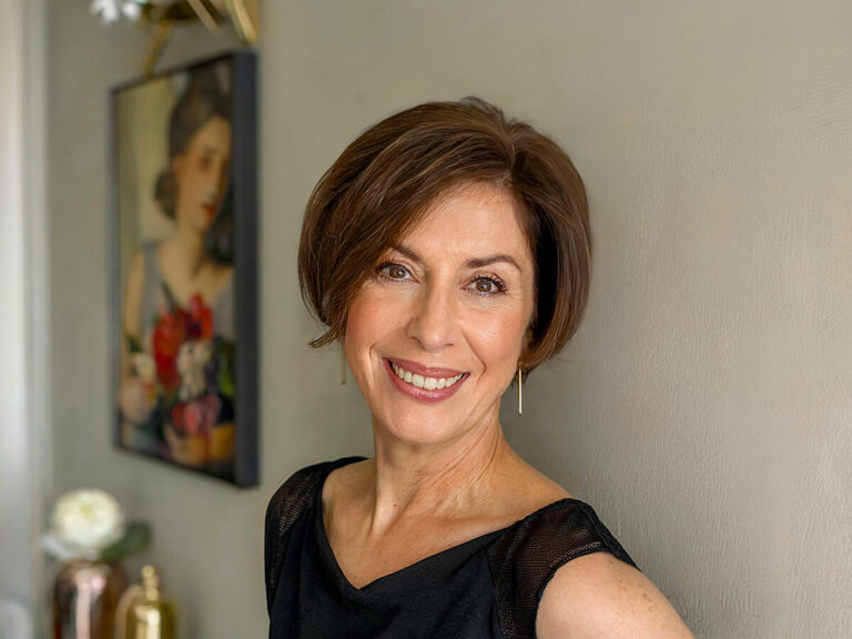 15+ Flattering Hairstyles for 60-Year-Old Women in 2026